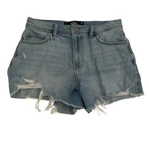 Hollister Denim High Rise Vintage 4” Shorts with Distressing - Size 28
